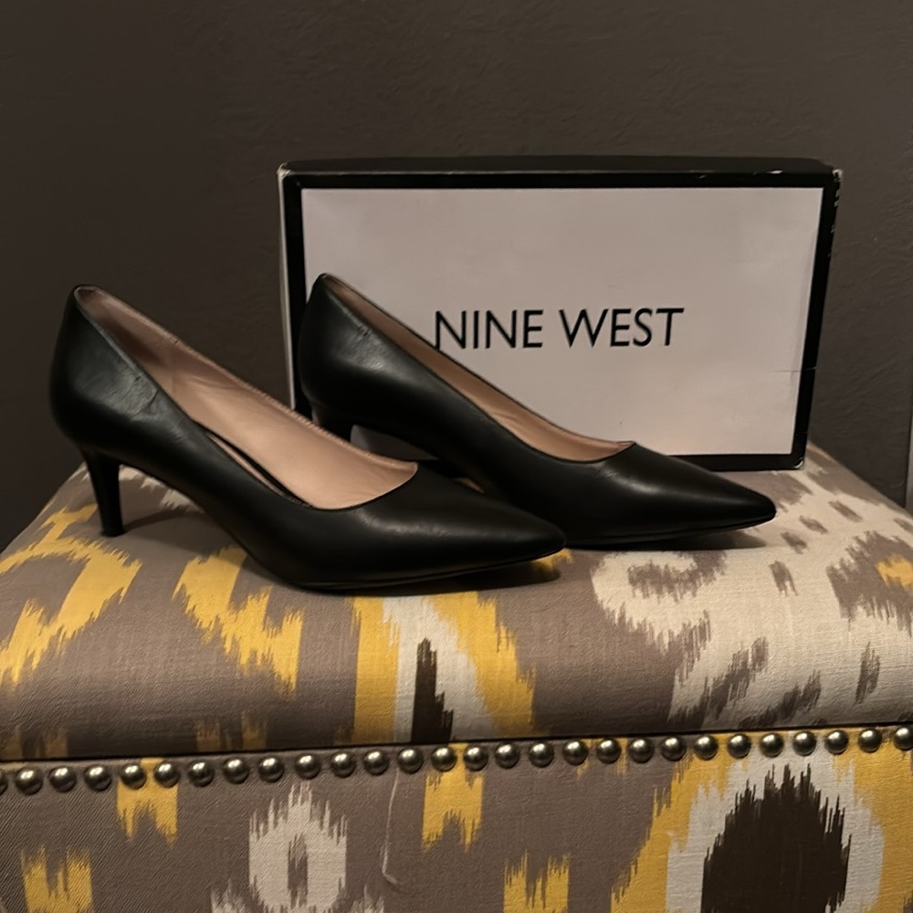 Nine West black heels 7.5